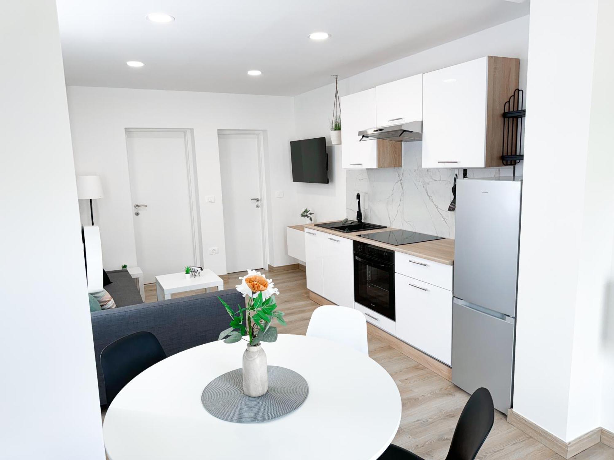The Pinot'S Apartments Koper Bagian luar foto