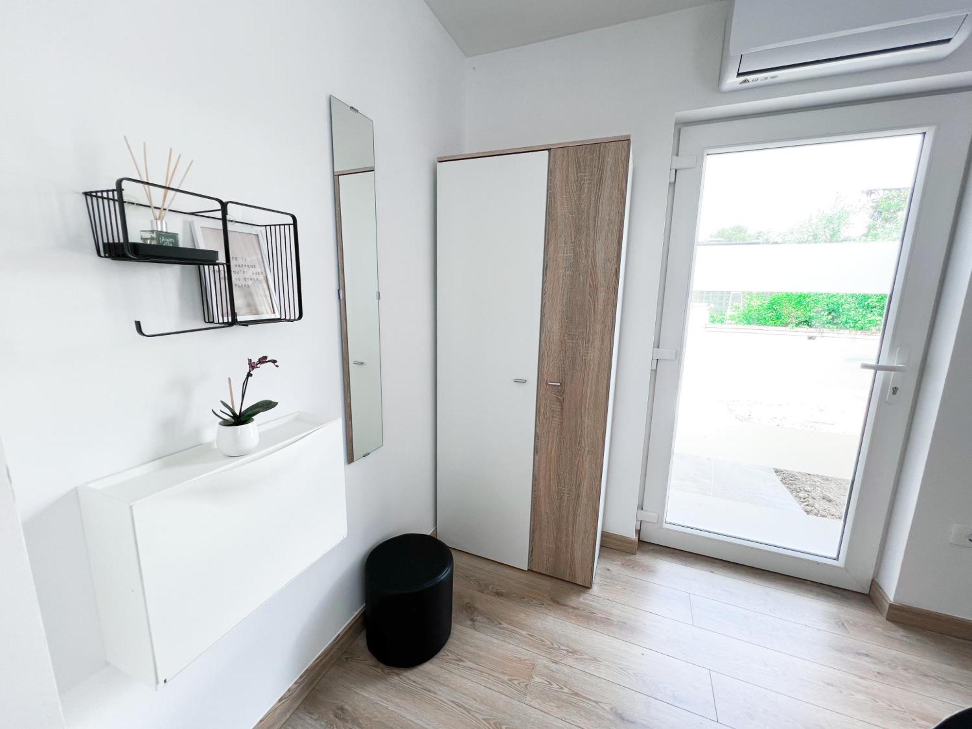 The Pinot'S Apartments Koper Bagian luar foto
