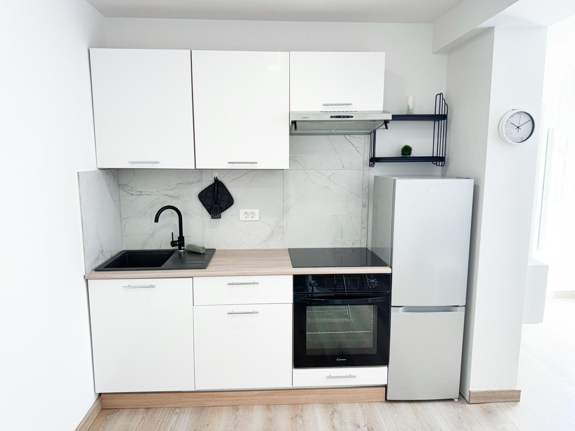 The Pinot'S Apartments Koper Bagian luar foto