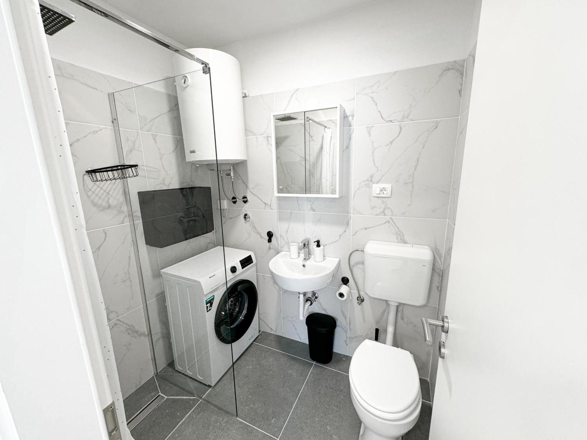 The Pinot'S Apartments Koper Bagian luar foto